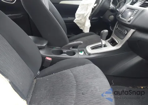 2015 Nissan Sentra Fe+ S/S/Sl/Sr/Sv z USA, uszkodzony, nr VIN 3N1AB7AP8FL669196